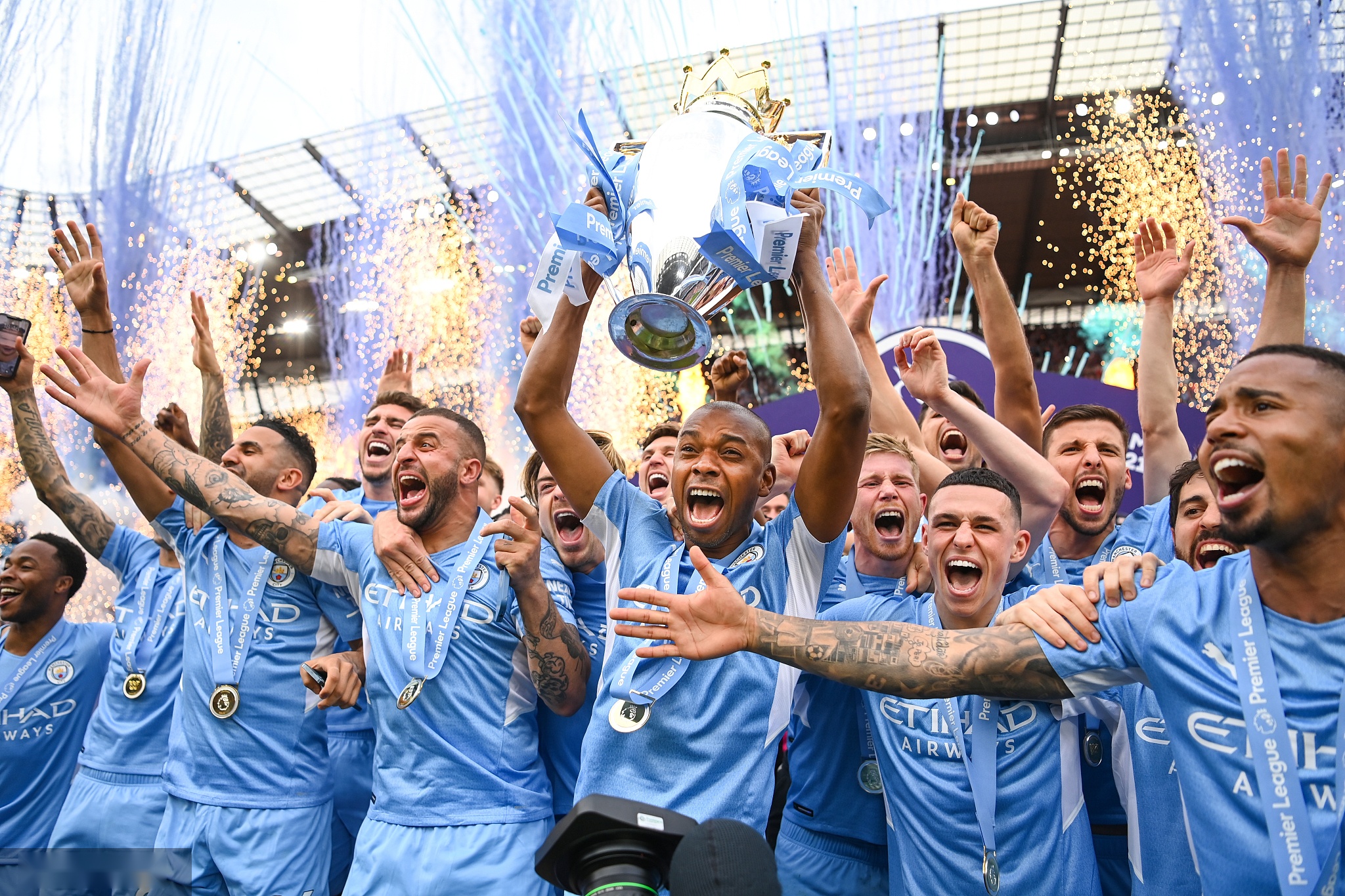 曼城欧冠征途:逆境突围,剑指巅峰荣耀